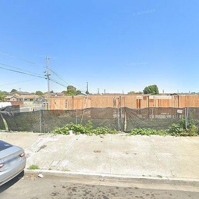 345 Grove Ave, Richmond, CA 94801