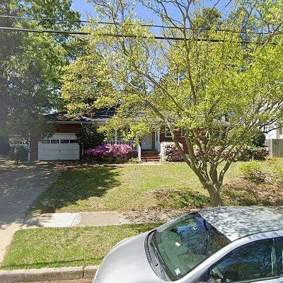 347 Pefley Dr, Norfolk, VA 23502