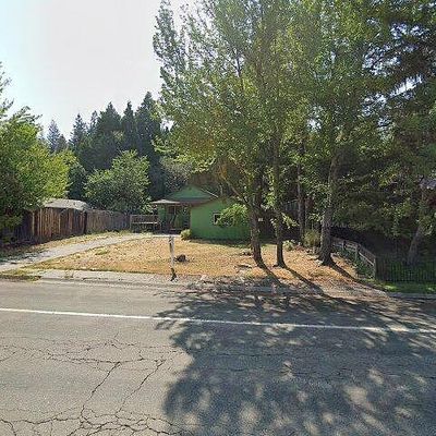 409 E Lake St, Mount Shasta, CA 96067