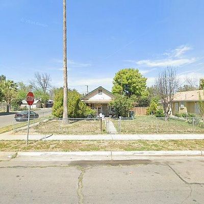 4105 E Illinois Ave, Fresno, CA 93702