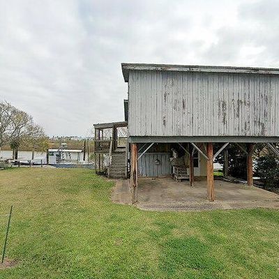 411 Galley Way, Freeport, TX 77541