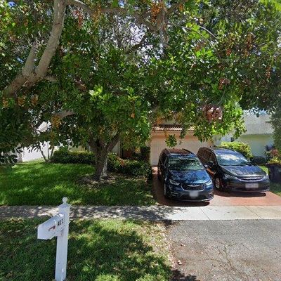 411 Se 7 Th St, Dania, FL 33004