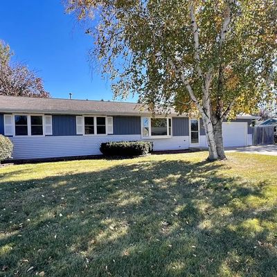 411 Zuider Ln, Oostburg, WI 53070