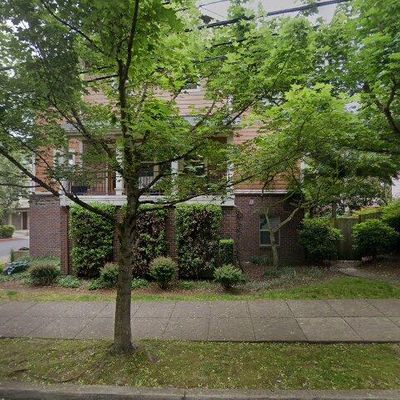 4136 S Corbett Ave, Portland, OR 97239