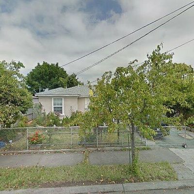 415 Ashton Ave, Oakland, CA 94603