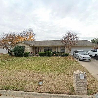 417 W Pleasantview Dr, Hurst, TX 76054