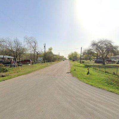 4219 Hidalgo St, Von Ormy, TX 78073