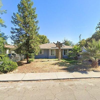 4225 E Brentwood Ave, Fresno, CA 93703