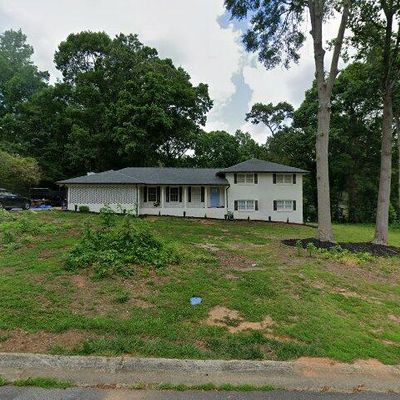 4243 Dorsey Ct Sw, Lilburn, GA 30047