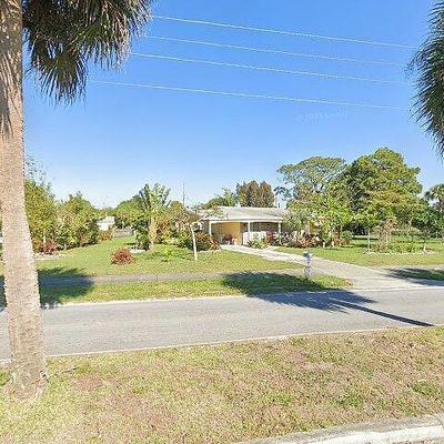 426 Riomar Dr, Port Saint Lucie, FL 34952