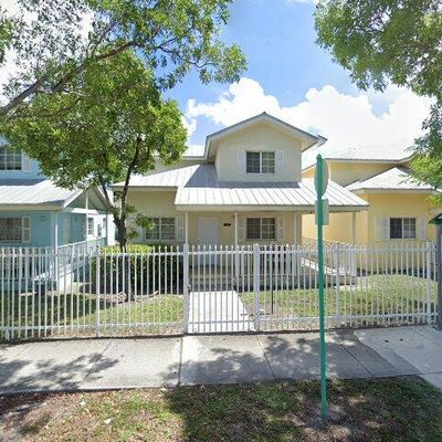 430 Nw 20th St, Miami, FL 33127