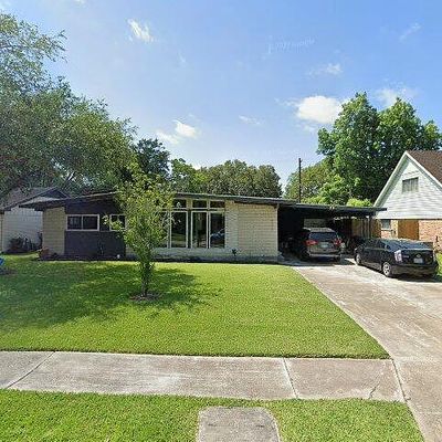 4329 Kingfisher Dr, Houston, TX 77035