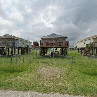 437 Seabean St, Freeport, TX 77541