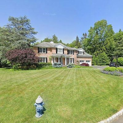 44 Lancaster Ct, New Providence, NJ 07974