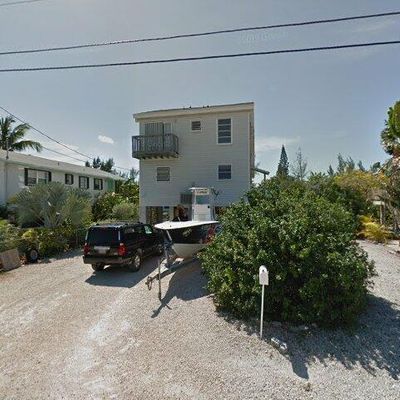 44 Pelican Ln, Big Pine Key, FL 33043