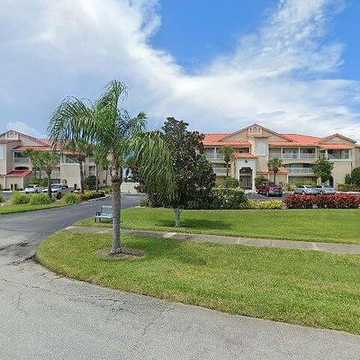 442 Bouchelle Dr #101, New Smyrna Beach, FL 32169