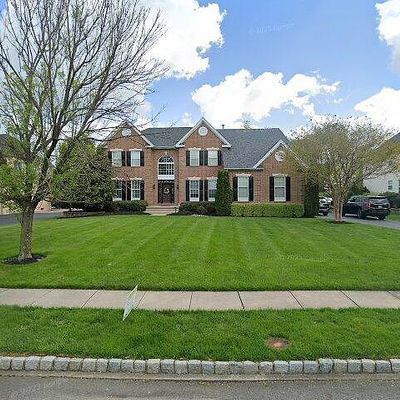 39 Castleton Ln, Moorestown, NJ 08057