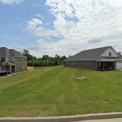 39 Quail Run Ave, Smiths Station, AL 36877