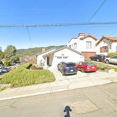 3901 Atlas Ave, Oakland, CA 94619