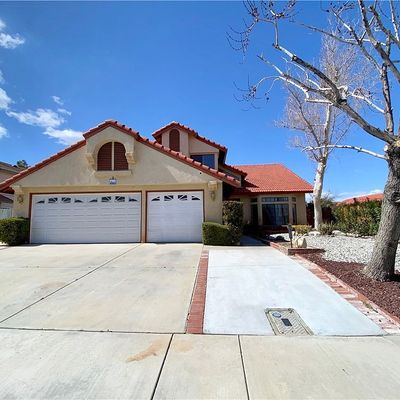 39255 Buckskin Ct, Palmdale, CA 93551