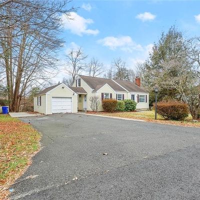 4 Brookdale Ln, Brookfield, CT 06804