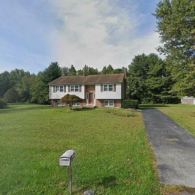 400 Hickory Dr, Bear, DE 19701