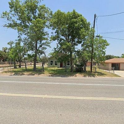 401 E Empresario St, Refugio, TX 78377