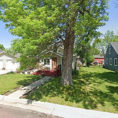 402 4 Th St, Nicollet, MN 56074