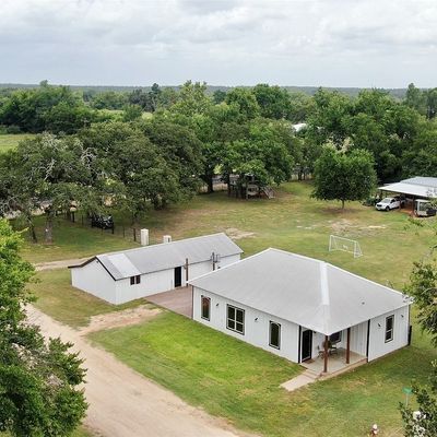 402 E Cherry, Gause, TX 77857