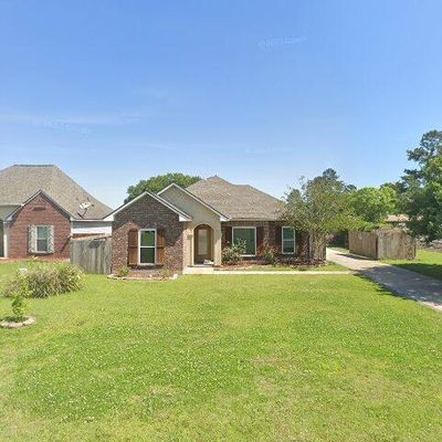 40538 Fox Run Dr, Gonzales, LA 70737