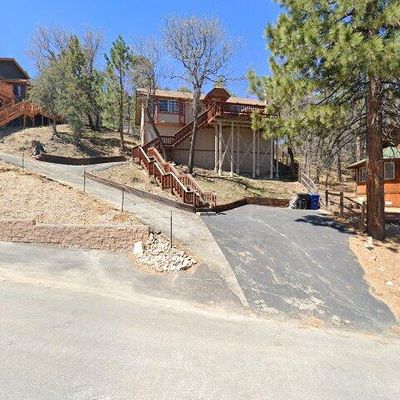 479 Villa Grove Ave, Big Bear City, CA 92314