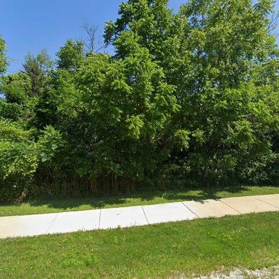 4862 S 35th St Lt2, Greenfield, WI 53221