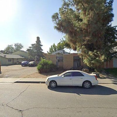 49 E Hazelwood Ln, Lemoore, CA 93245