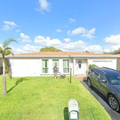 4911 Nw 14 Th Ter, Deerfield Beach, FL 33064