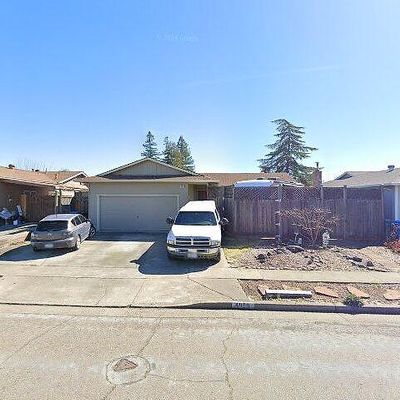 4950 Everglade Dr, Santa Rosa, CA 95409