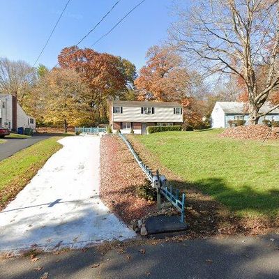 5 N Ridgeland Rd, Wallingford, CT 06492