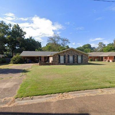 5 Spanish Ct, Natchez, MS 39120