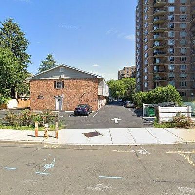 50 North St #106, Stamford, CT 06902