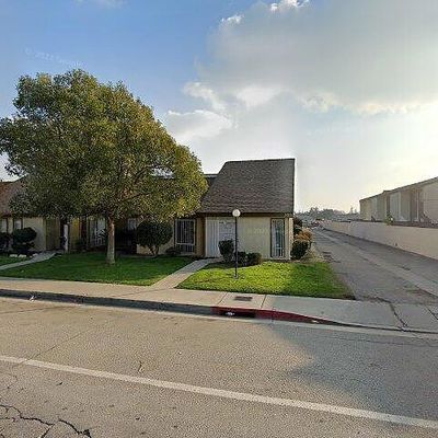 5001 Belle Ter #A, Bakersfield, CA 93309