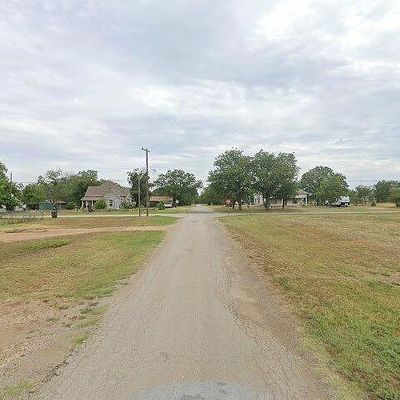 501 Avenue B, Blanket, TX 76432