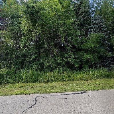 5026 Allen Rd, Little Suamico, WI 54141