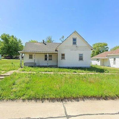 506 E Elm St, Sutton, NE 68979