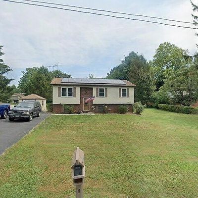 507 Mark Dr, Westminster, MD 21157