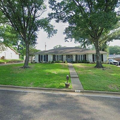 509 Cynthia Dr, Longview, TX 75605