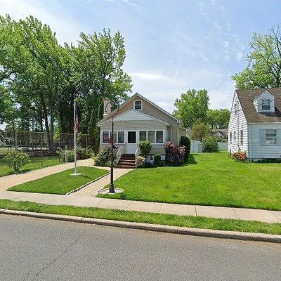 51 Pallant Ave, Linden, NJ 07036