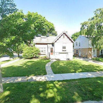 5101 N Shoreland Ave, Milwaukee, WI 53217