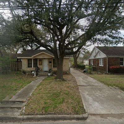 512 Gale St, Houston, TX 77009