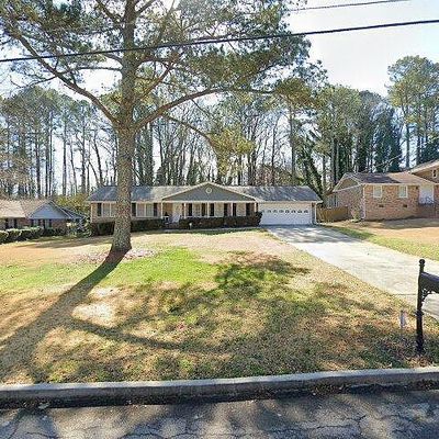 5122 Maggie Dr, Stone Mountain, GA 30087