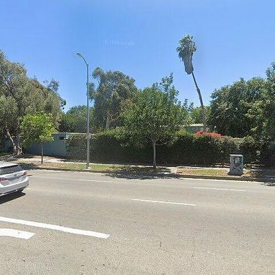 5123 Village Grn, Los Angeles, CA 90016