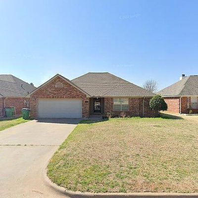 513 Callie Ln, Iowa Park, TX 76367